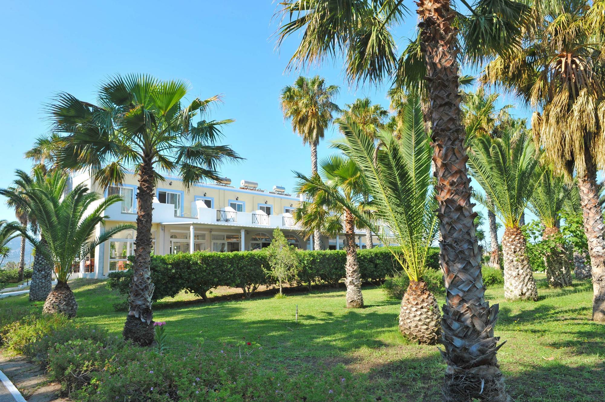 Cavo D' Oro Hotel Marmari  Bagian luar foto
