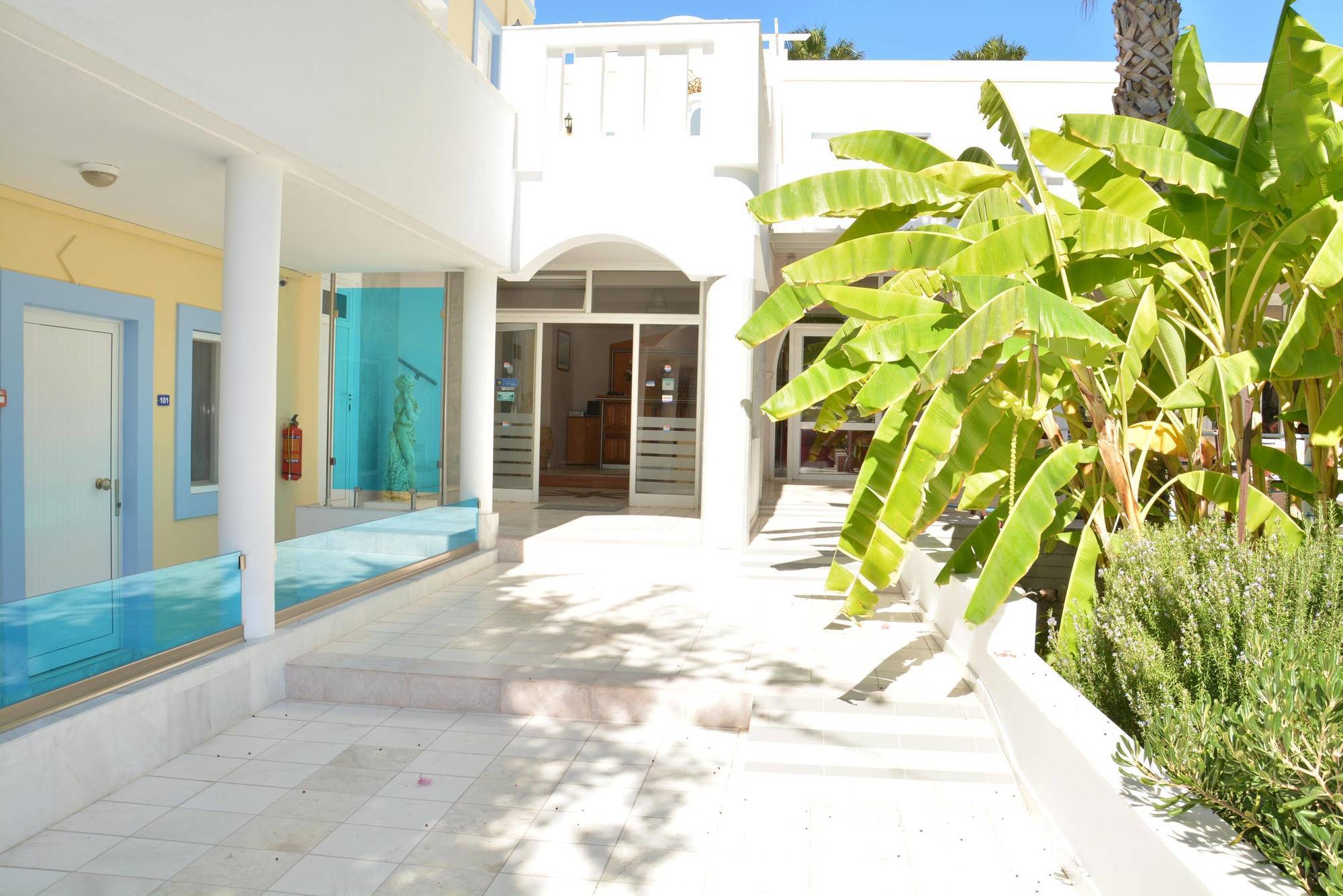 Cavo D' Oro Hotel Marmari  Bagian luar foto