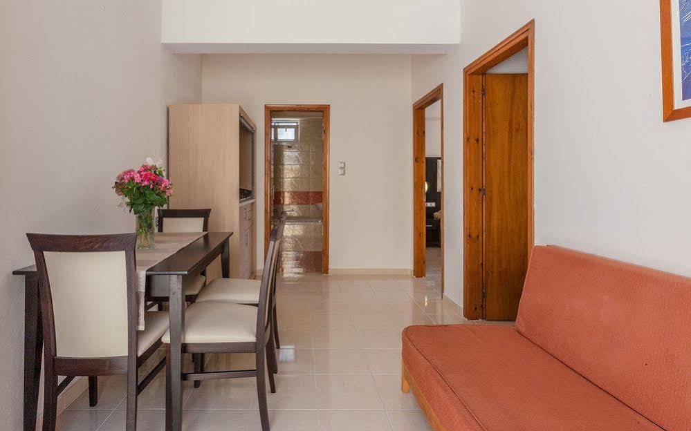 Cavo D' Oro Hotel Marmari  Bagian luar foto